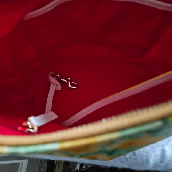 Dooney & Bourke Petunia Flower Floral Bucket Bag and matching Wristlet - Picture 5 of 6